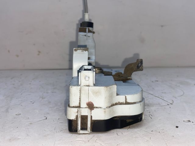 bontott PEUGEOT 307 Jobb hátsó Ajtózár