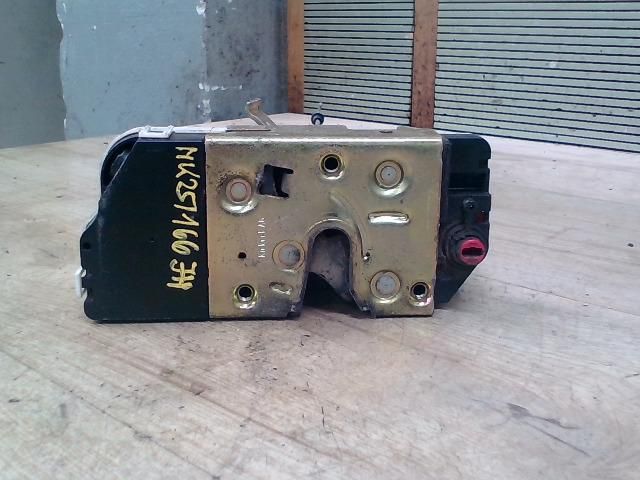 bontott PEUGEOT 307 Jobb hátsó Ajtózár