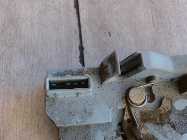 bontott PEUGEOT 307 Jobb hátsó Ajtózár