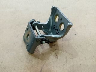 bontott PEUGEOT 307 Jobb hátsó Alsó Zsanér