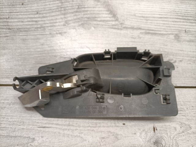 bontott PEUGEOT 307 Jobb hátsó Belső Kilincs