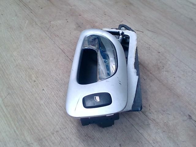 bontott PEUGEOT 307 Jobb hátsó Belső Kilincs