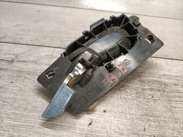 bontott PEUGEOT 307 Jobb hátsó Belső Kilincs