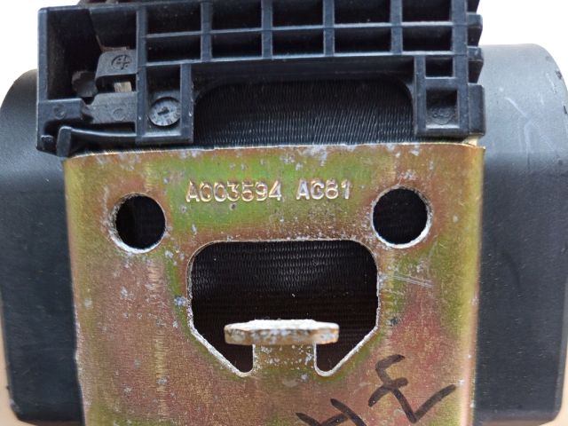 bontott PEUGEOT 307 Jobb hátsó Biztonsági Öv