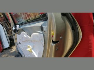 bontott PEUGEOT 307 Jobb hátsó Kilincs Hátulja