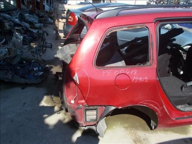 bontott PEUGEOT 307 Jobb hátsó Sárvédő