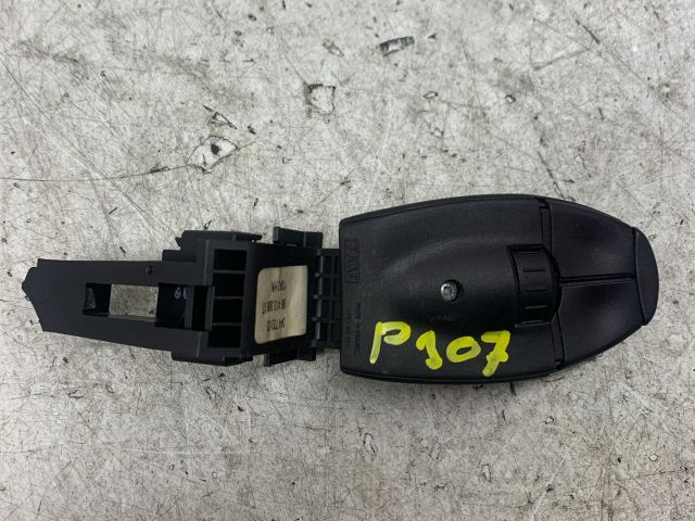 bontott PEUGEOT 307 Jobb Multikormány Kapcsoló