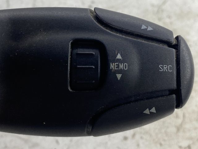 bontott PEUGEOT 307 Jobb Multikormány Kapcsoló