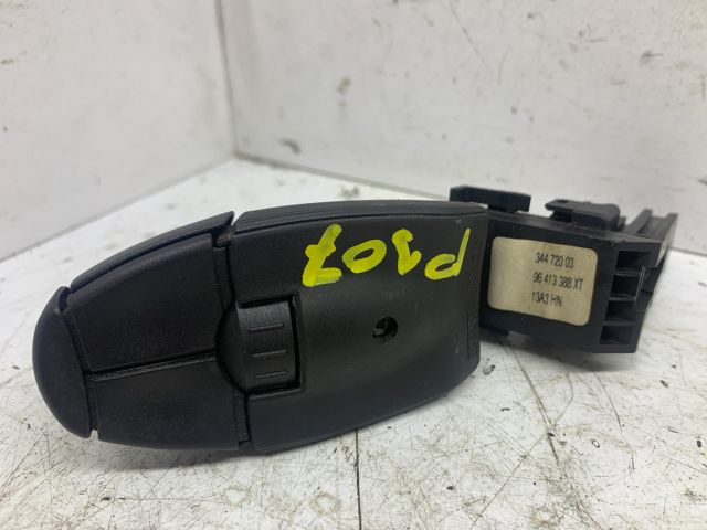 bontott PEUGEOT 307 Jobb Multikormány Kapcsoló