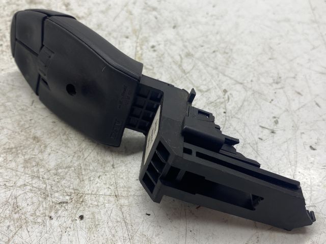 bontott PEUGEOT 307 Jobb Multikormány Kapcsoló