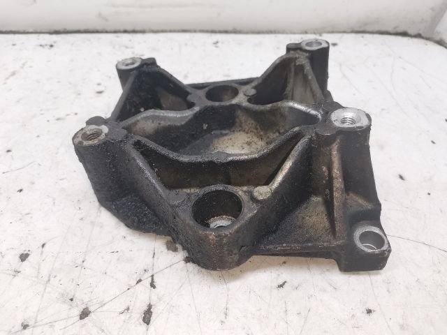 bontott PEUGEOT 307 Klímakompresszor Tartó Bak