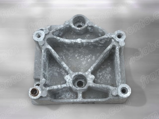 bontott PEUGEOT 307 Klímakompresszor Tartó Bak