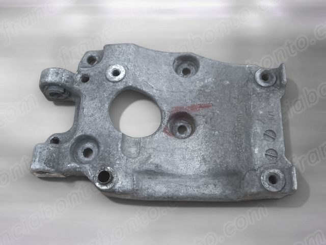 bontott PEUGEOT 307 Klímakompresszor Tartó Bak