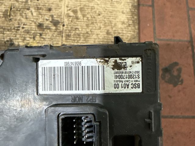 bontott PEUGEOT 307 Komfort Elektronika