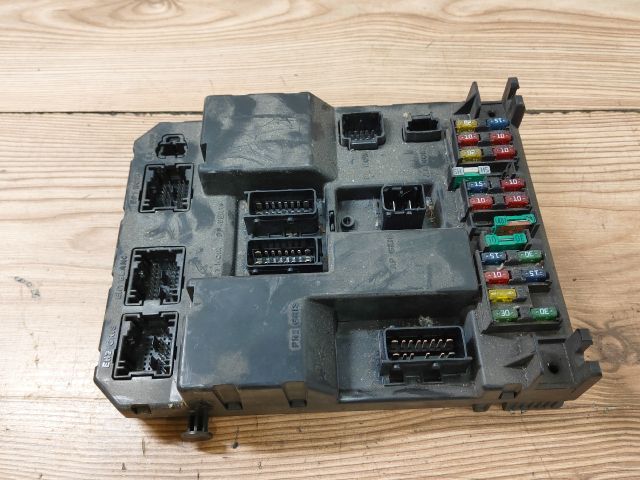 bontott PEUGEOT 307 Komfort Elektronika