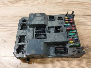 bontott PEUGEOT 307 Komfort Elektronika