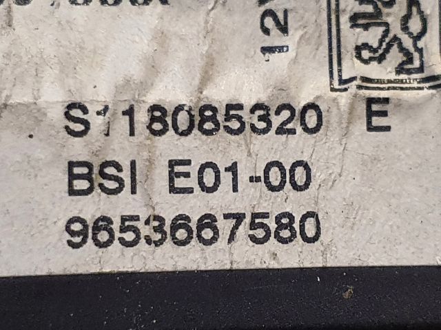 bontott PEUGEOT 307 Komfort Elektronika