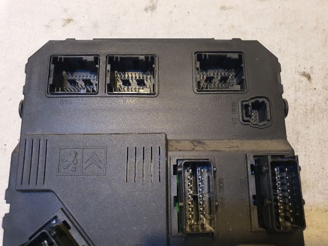 bontott PEUGEOT 307 Komfort Elektronika