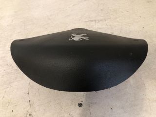 bontott PEUGEOT 307 Kormánylégzsák