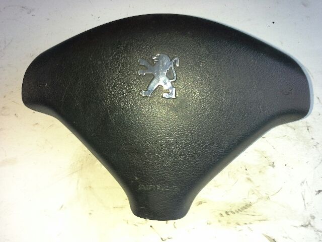 bontott PEUGEOT 307 Kormánylégzsák