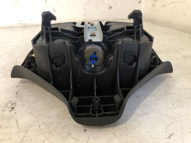 bontott PEUGEOT 307 Kormánylégzsák