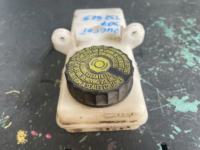 bontott PEUGEOT 307 Kormánylégzsák