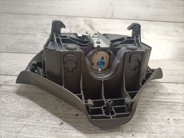 bontott PEUGEOT 307 Kormánylégzsák