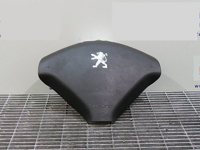 bontott PEUGEOT 307 Kormánylégzsák