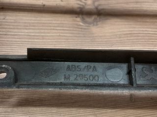 bontott PEUGEOT 307 Középkonzol Keret