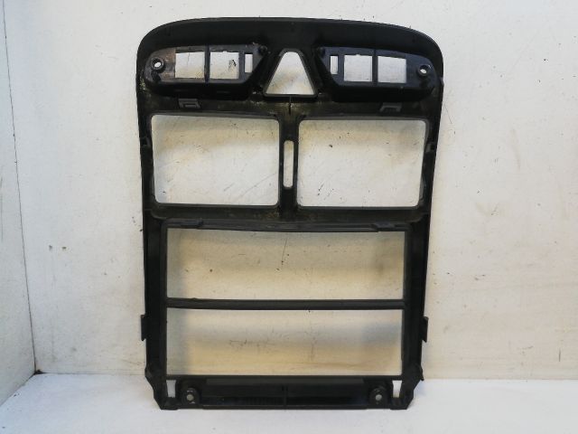 bontott PEUGEOT 307 Középkonzol Keret