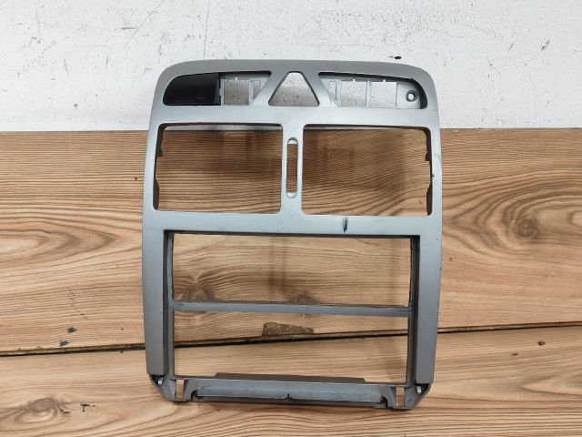 bontott PEUGEOT 307 Középkonzol Keret