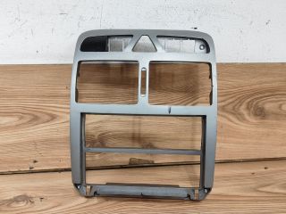 bontott PEUGEOT 307 Középkonzol Keret