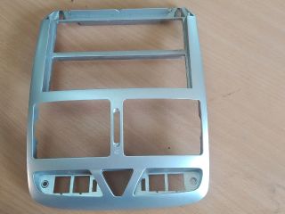 bontott PEUGEOT 307 Középkonzol Keret