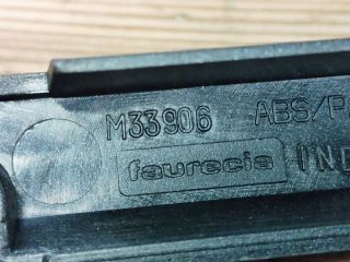 bontott PEUGEOT 307 Középkonzol Keret