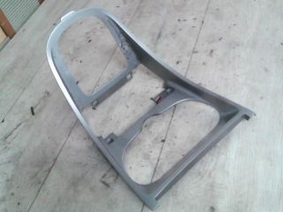 bontott PEUGEOT 307 Középkonzol Keret