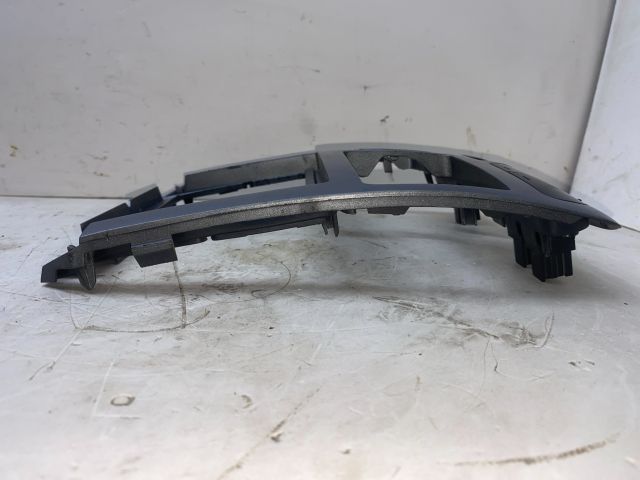 bontott PEUGEOT 307 Középkonzol Keret