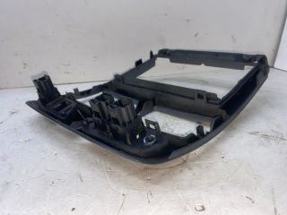 bontott PEUGEOT 307 Középkonzol Keret