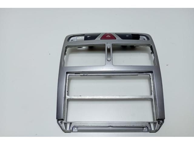 bontott PEUGEOT 307 Középső Műszerfal Díszléc