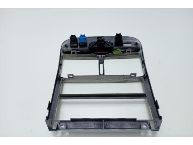 bontott PEUGEOT 307 Középső Műszerfal Díszléc