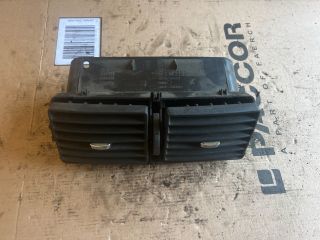 bontott PEUGEOT 307 Középső Szellőző