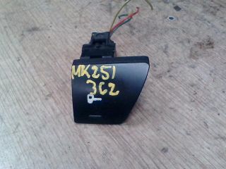 bontott PEUGEOT 307 Központizár Kapcsoló