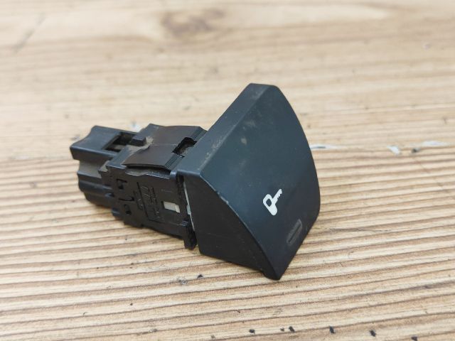 bontott PEUGEOT 307 Központizár Kapcsoló