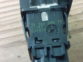 bontott PEUGEOT 307 Központizár Kapcsoló