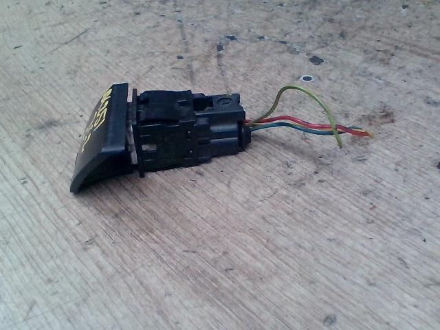 bontott PEUGEOT 307 Központizár Kapcsoló