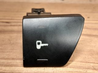 bontott PEUGEOT 307 Központizár Kapcsoló