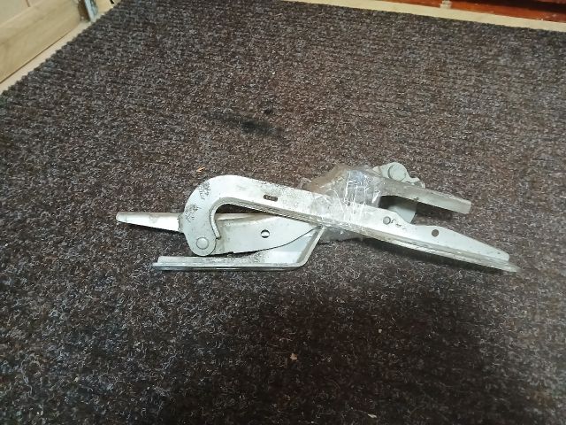 bontott PEUGEOT 307 Motorháztető Zsanér Pár