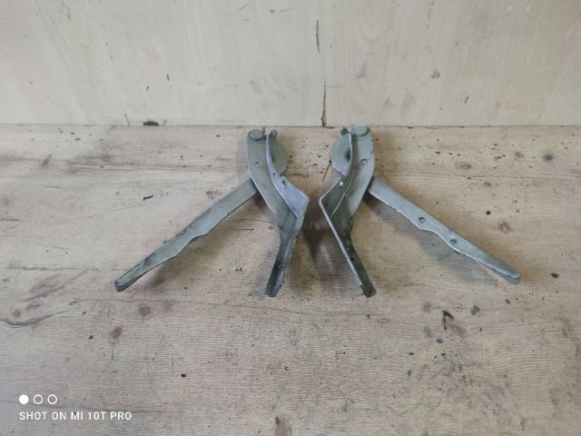 bontott PEUGEOT 307 Motorháztető Zsanér Pár