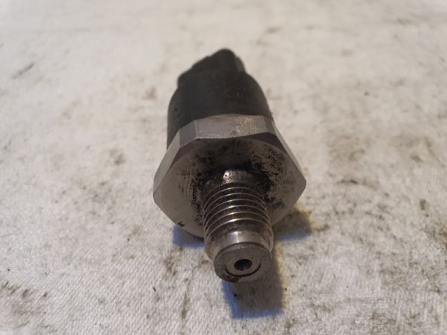 bontott PEUGEOT 307 Nyomásszabályzó Szelep