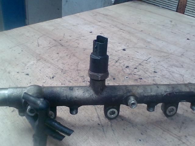 bontott PEUGEOT 307 Nyomásszabályzó Szelep