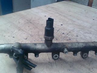 bontott PEUGEOT 307 Nyomásszabályzó Szelep